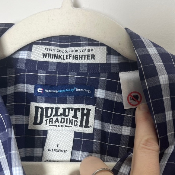 Duluth Trading Blue Plaid Wrinkle Fighter Relaxed Fit Button Down L - Picture 10 of 14